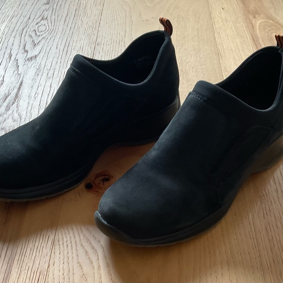 Bass Slide On Black Suede Bootie, Size 7 - Picture 2 of 8